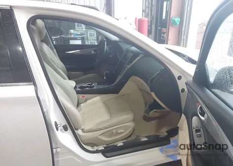 2014 Infiniti Q50 Premium z USA, uszkodzony, nr VIN JN1BV7AP5EM692015